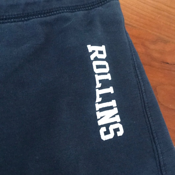 Work out bottoms is pajama bottoms - Picture 3 of 5